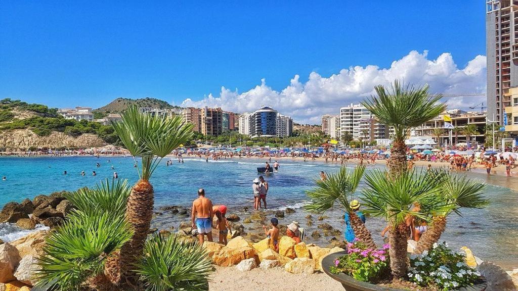 Apartamento Veremar, Zona Tranquila, Con Piscina, Jardines, Soleado Y Cerca De La Playa De La Cala, Para Disfrutar El Mediterraneo Villajoyosa Luaran gambar