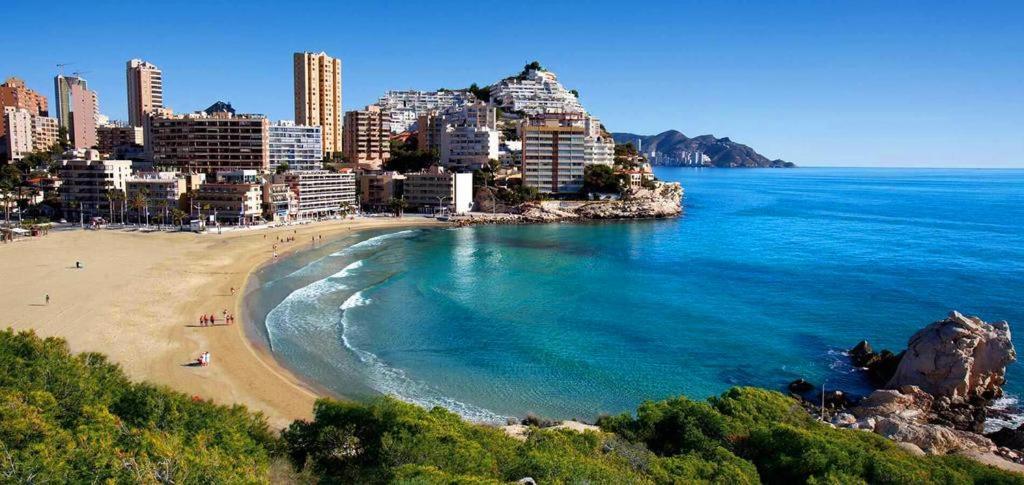 Apartamento Veremar, Zona Tranquila, Con Piscina, Jardines, Soleado Y Cerca De La Playa De La Cala, Para Disfrutar El Mediterraneo Villajoyosa Luaran gambar